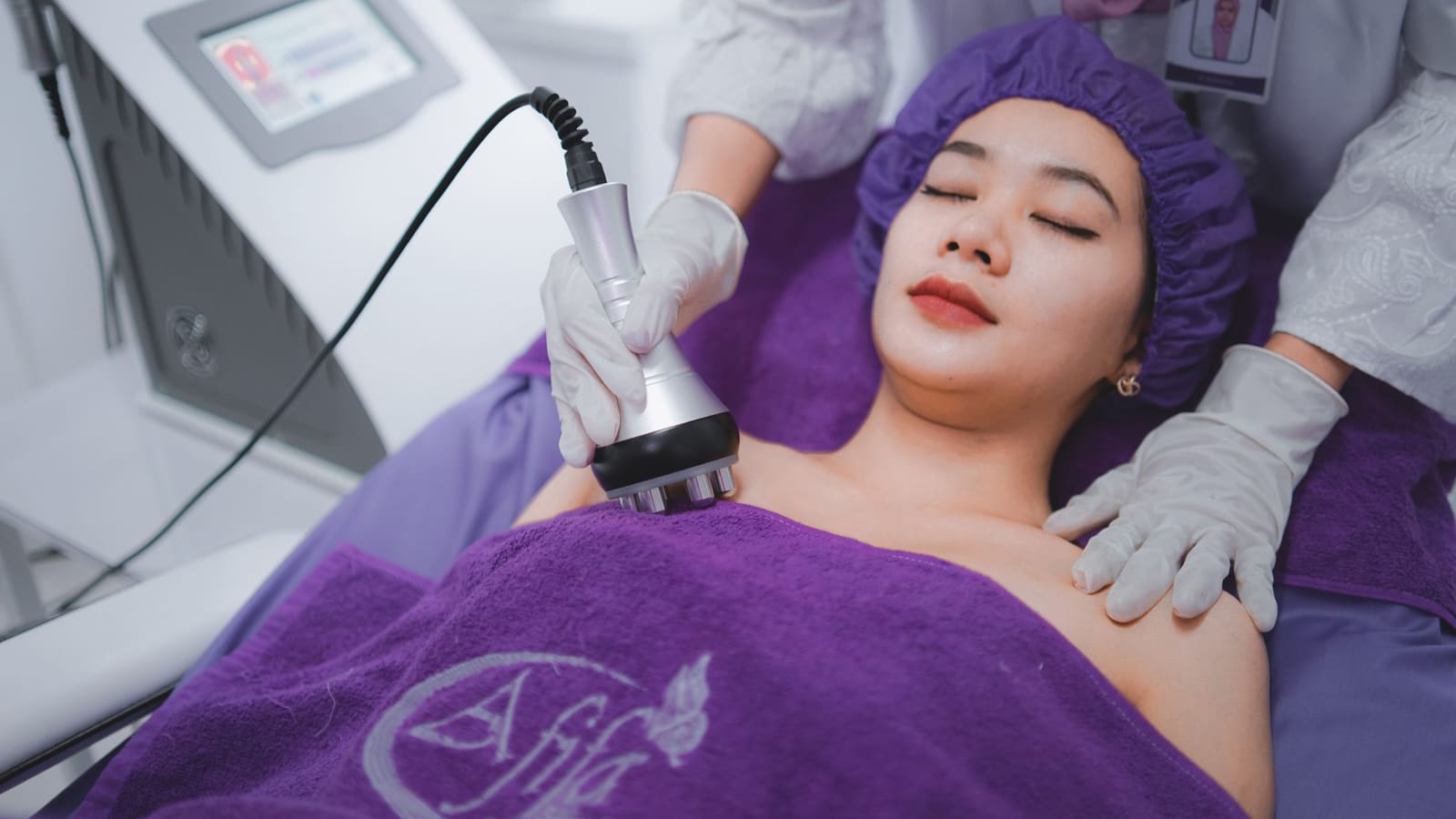 Radio Frequency di Afifa Skincare